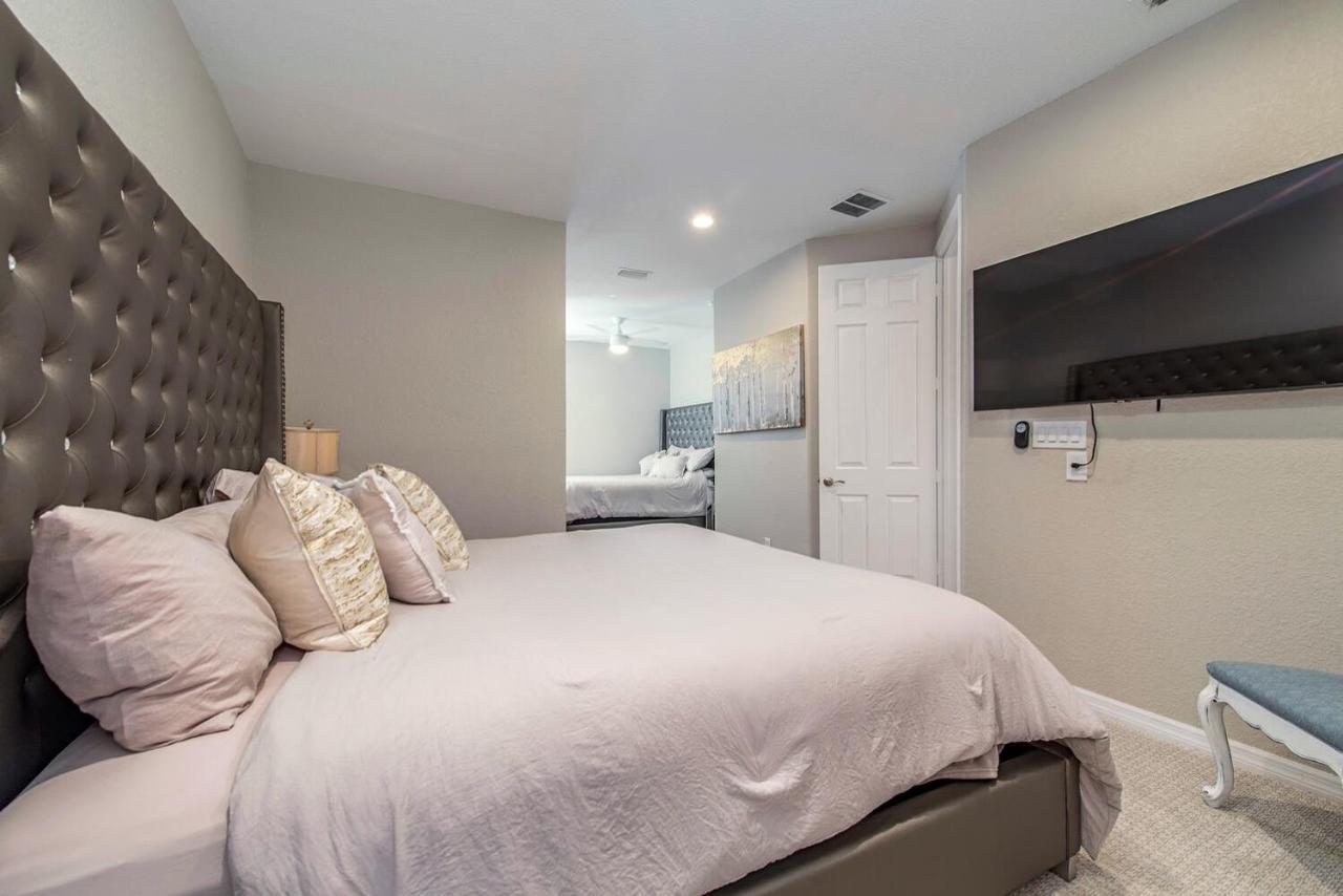 Vacation Home With Pool. 4 Bedrooms. Sleeps 10 North North Naples 外观 照片
